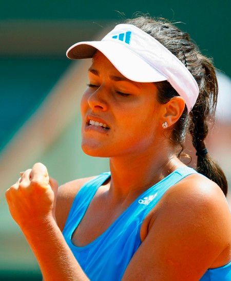 Ana Ivanovičová zahájila obhajobu titulu z Roland Garros.