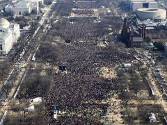 Obamovy inaugurace se zúčastnilo 1,8 milionu lidí