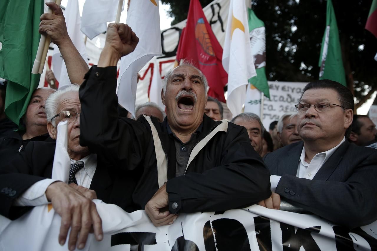 Kypr - krize - demonstrace - eurozóna
