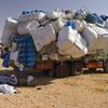 Ne pro články! Fotogalerie: Přetížení navzdory. Tak se v dopravě riskuje s nadměrným nákladem. / Libye