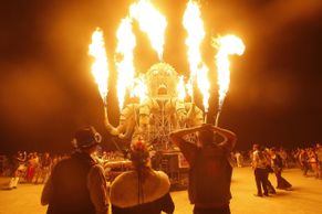 Festival Burning Man změnil na pár dnů Black Rock Desert