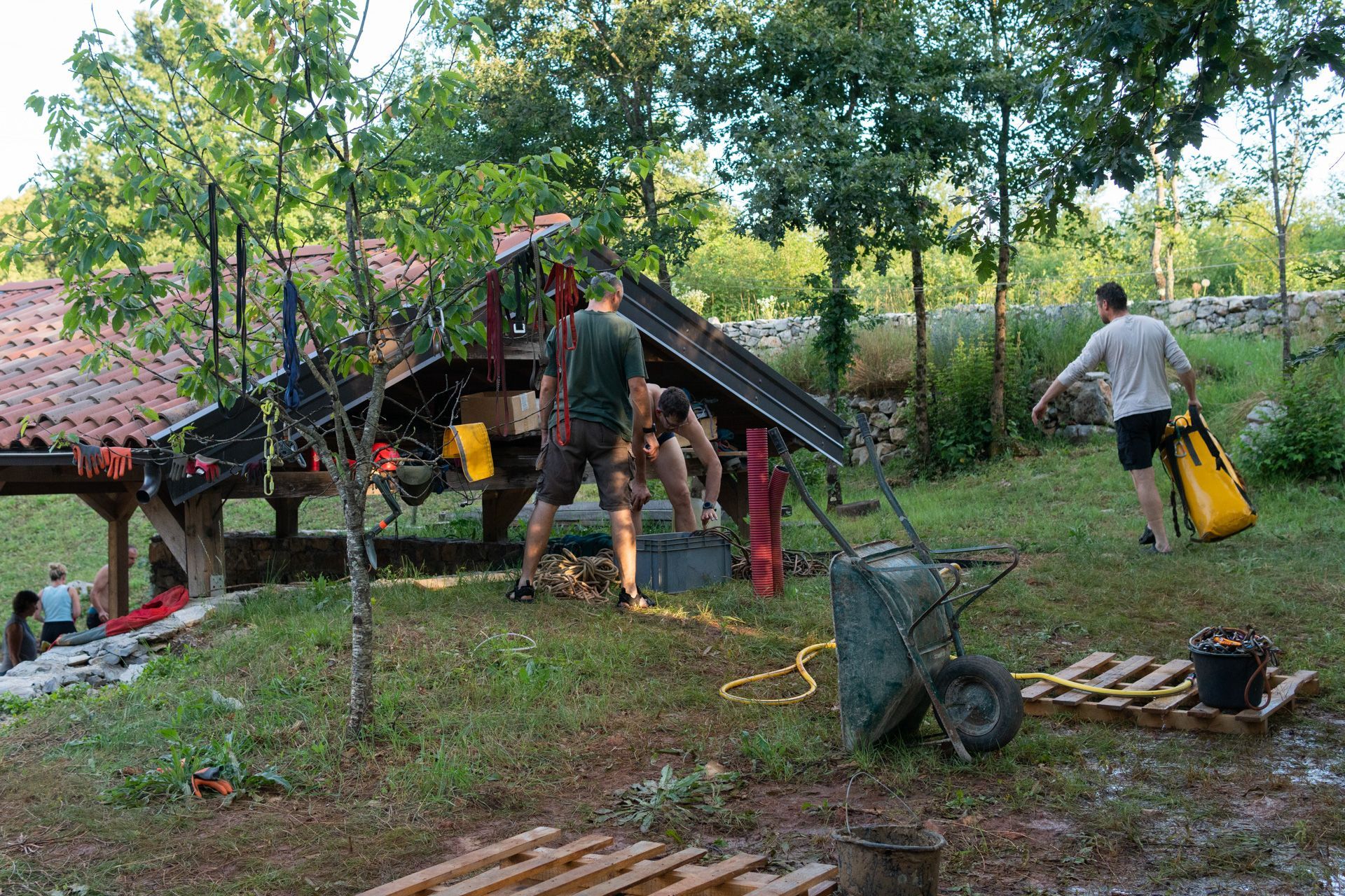 Petr Šimon Janíček: čeští speleologové zkoumají slovinskou jeskyni Kačna jama