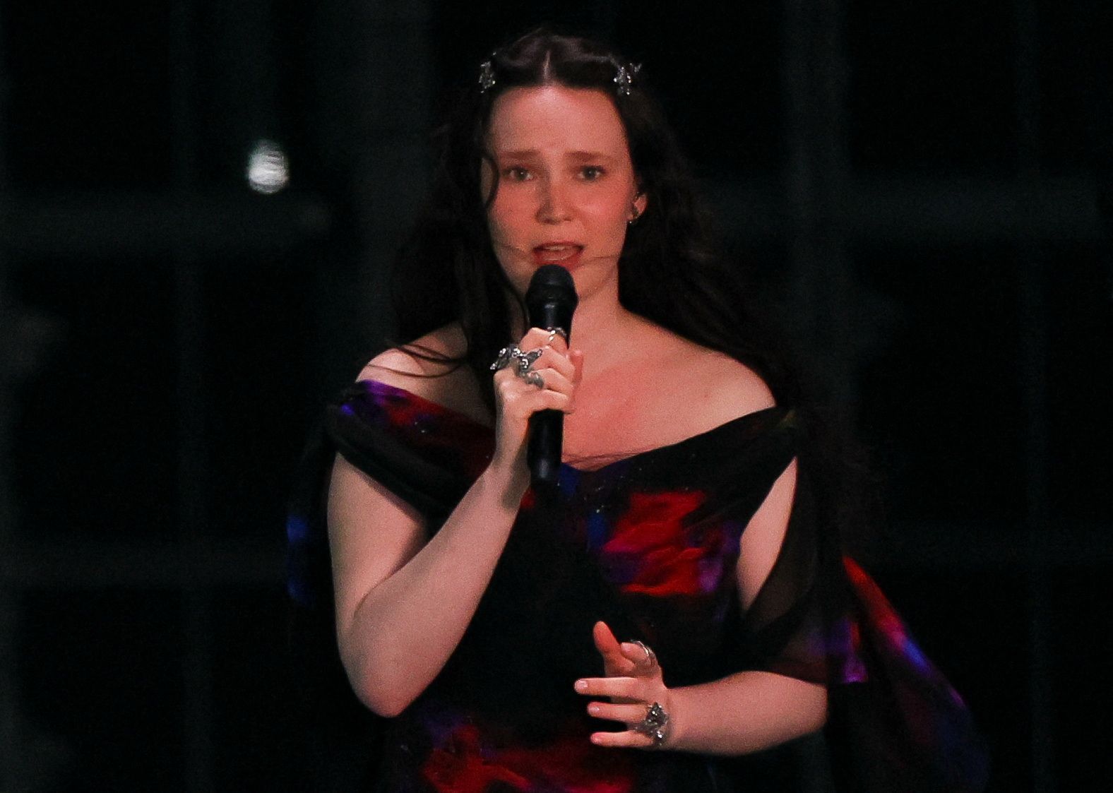 Eurovize 2025, Zoë Më