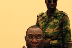 O prezidentský post ve Středoafrické republice se utkají dva bývalí premiéři