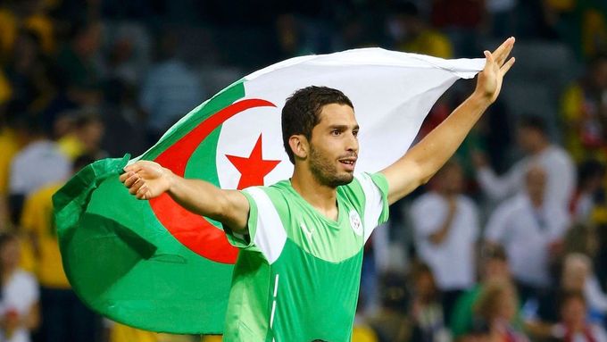 Alžírsko vybojovalo proti Rusku potřebnou remízu a raduje se z postupu do osmifinále MS
