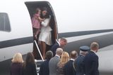 Britský princ William s manželkou Kate v pondělí zahájili čtyřdenní cestu do Polska a Německa.