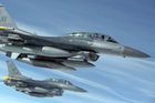Ukrajina dostala první stíhačky F-16, čekala na ně přes dva roky