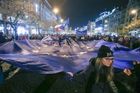 Jak probíhaly oslavy 17. listopadu, které skončily mimo jiné velkým koncertem večer na Václavském náměstí?