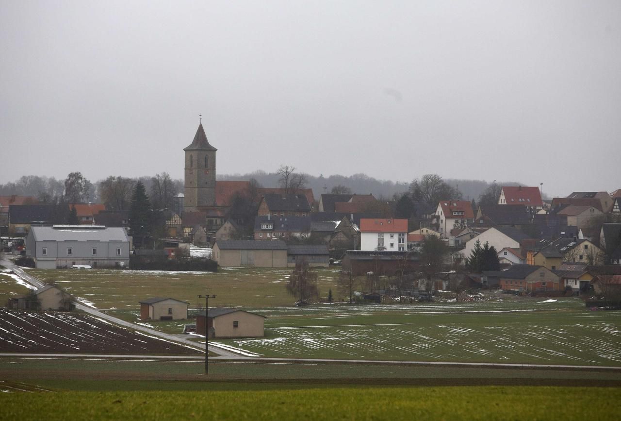 Fotogalerie: SMALLBANK - Raif