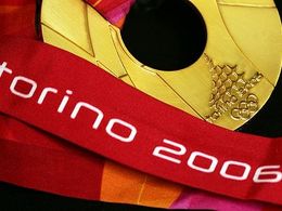 Zlatá medaile pro zimní olympiádu v Turíně.