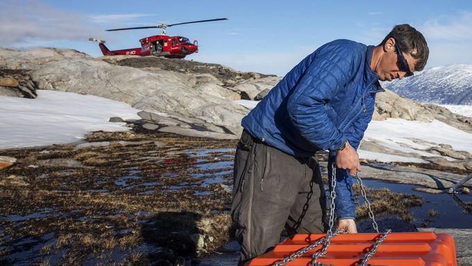 Tání ledovců a výzkum dopadů globálního oteplování na Grónsku.