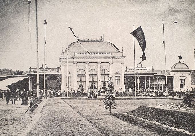 Pavilon Bohemia na Výstavišti Praha v době konání Jubilejní zemské výstavy v Praze v roce 1891