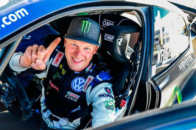 Johan Kristoffersson slaví titul mistra světa v rallyekrosu 2018.