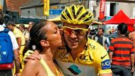 MAILLOT JAUNE: Představení favoritů začneme pochopitelně kandidáty na dres nejcennější - tedy žlutý pro celkového vítěze Tour de France". Ten na sebe poprvé vítěz Tour de France, respektive lídr závodu oblékl v roce 1919 a od té doby již nebyla tato tradice porušena.