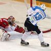Hokej, extraliga: Slavia - Plzeň: Domink Furch - Jan Schleiss; gól na 0:1