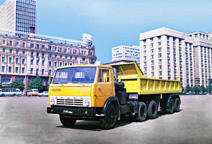 Legenda ruských náklaďáků. Automobilka Kamaz slaví 45 let existence