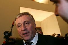 USA: Český premiér se jmenuje T... o... p...