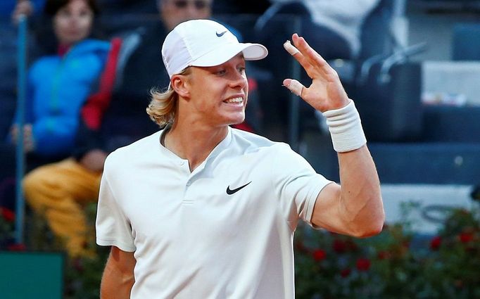 Denis Shapovalov po výhře nad Berdychem v Římě 2018