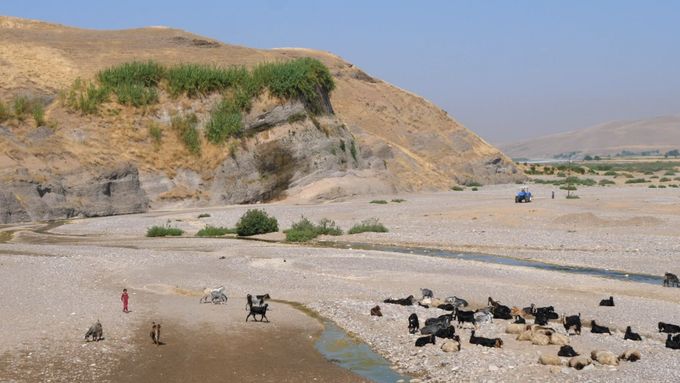 Neúrodný půlměsíc za mizející vodou Eufratu a Tigridu