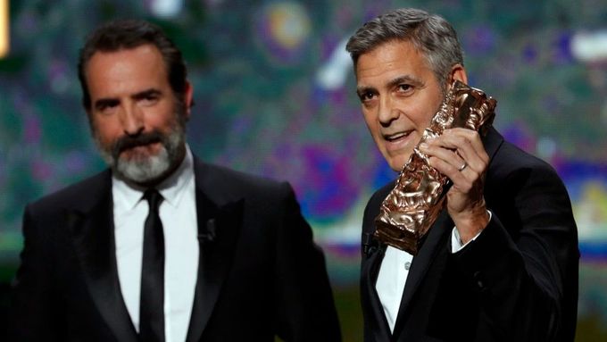 Jean Dujardin a George Clooney s Césarem za celoživotní dílo.