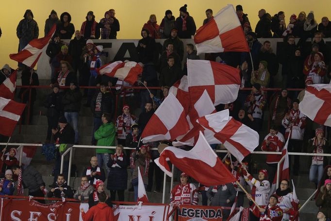 WSM, Slavia-K. Vary: fanoušci Slavie