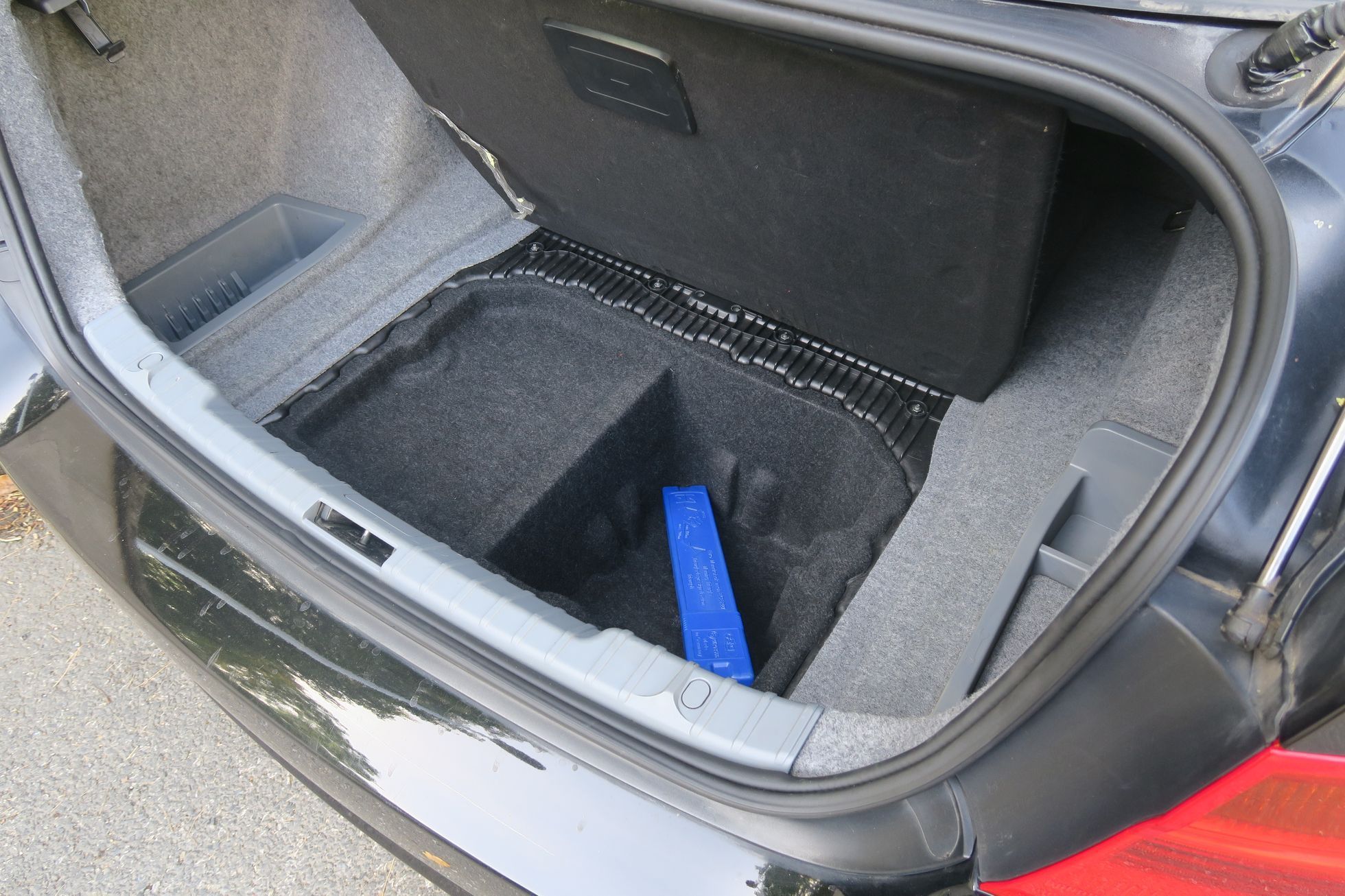 Mercedes C a BMW 3 - srovnání ojetin
