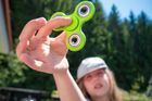 Hračkám v Česku vládne spinner. Točítko do dlaně přitahuje děti svou jednoduchostí, říkají odborníci