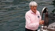 Bernie Ecclestone na své jachtě