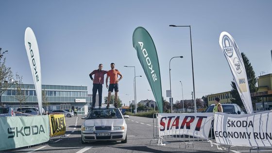 Pro nízkou spotřebu cokoliv. Letošní Škoda Economy Run ovládl Enyaq a Octavia