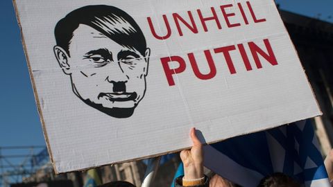 Šiklová: Nesmíme se bát rozházet si to s Putinem, na anexi Krymu se zapomnělo, přednost mají kšefty