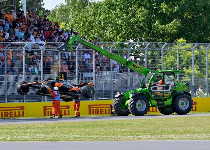 Havarovaný McLaren Landa Norrise ve VC Kanady F1 2025