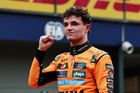 První letošní kvalifikace F1 se oděla do oranžové. Vyhrál Norris před Piastrim