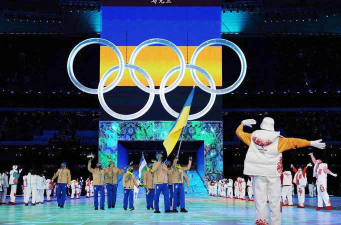 Ukrajinská výprava během zahaovacího ceremoniálu zimní olympiády v Pekingu 2022.