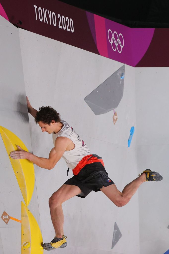 Sportovní lezec Adam Ondra ve finále na OH 2020