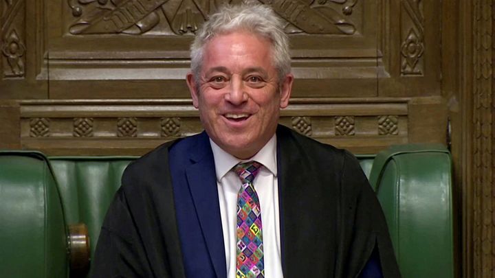 Mistr rétoriky a jeho "order" končí. Bercow odmítl hábit a stal se britskou hvězdou