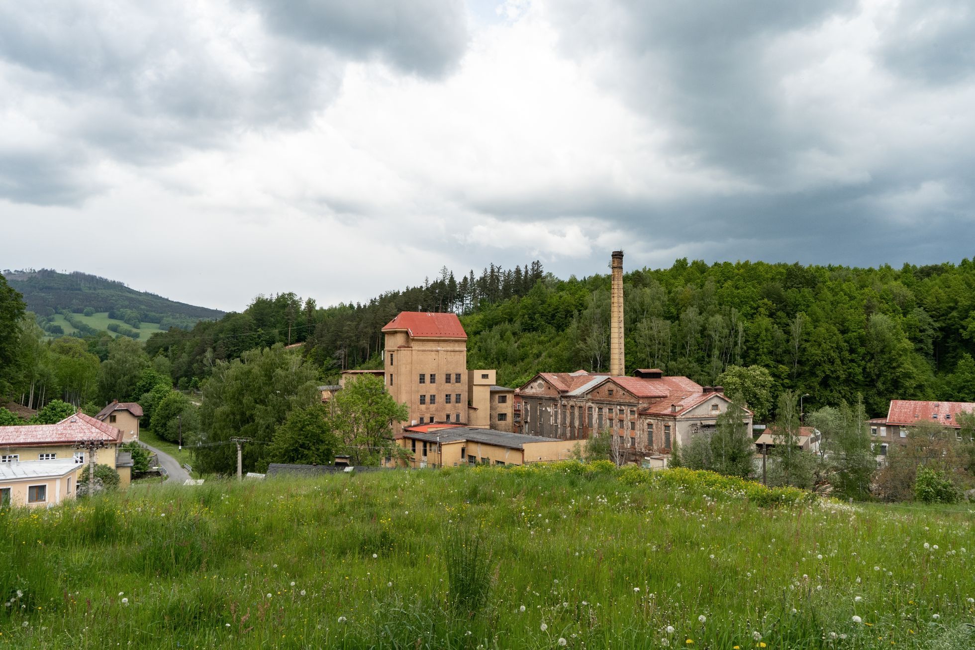 Fotografický průvodce po mizejících a zapomenutých místech českého Slezska, kniha, Ondřej Durczak, ITF, Magazín