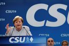 Evropané musí vzít osud skutečně do svých rukou, vyzvala Merkelová po neshodách s Trumpem