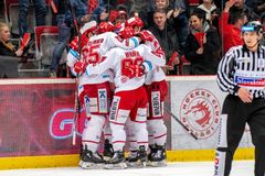Živě: Třinec - Liberec 4:2. Oceláři rozhodli v samém závěru a slaví druhý titul