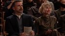 Steve Carell jako Nick, který po 25 letech manželství zažádá o rozvod, a Kerri Kenney-Silverová jako jeho žena v seriálu Čtyři roční období.