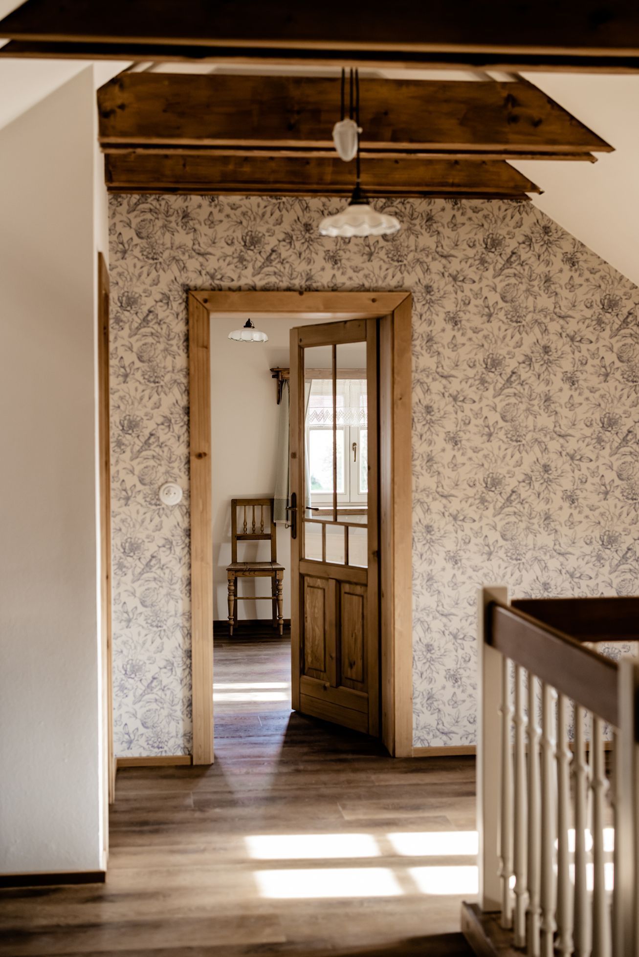 domeček v chaloupkách, dům, rekonstrukce, vesnice, stavení, ateliér, apartmán