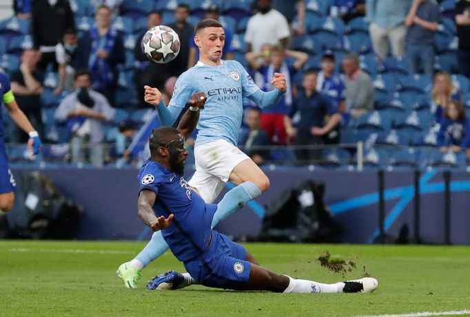 Manchester City - Chelsea, finále Ligy mistrů 2021 (Rüdiger, Foden)