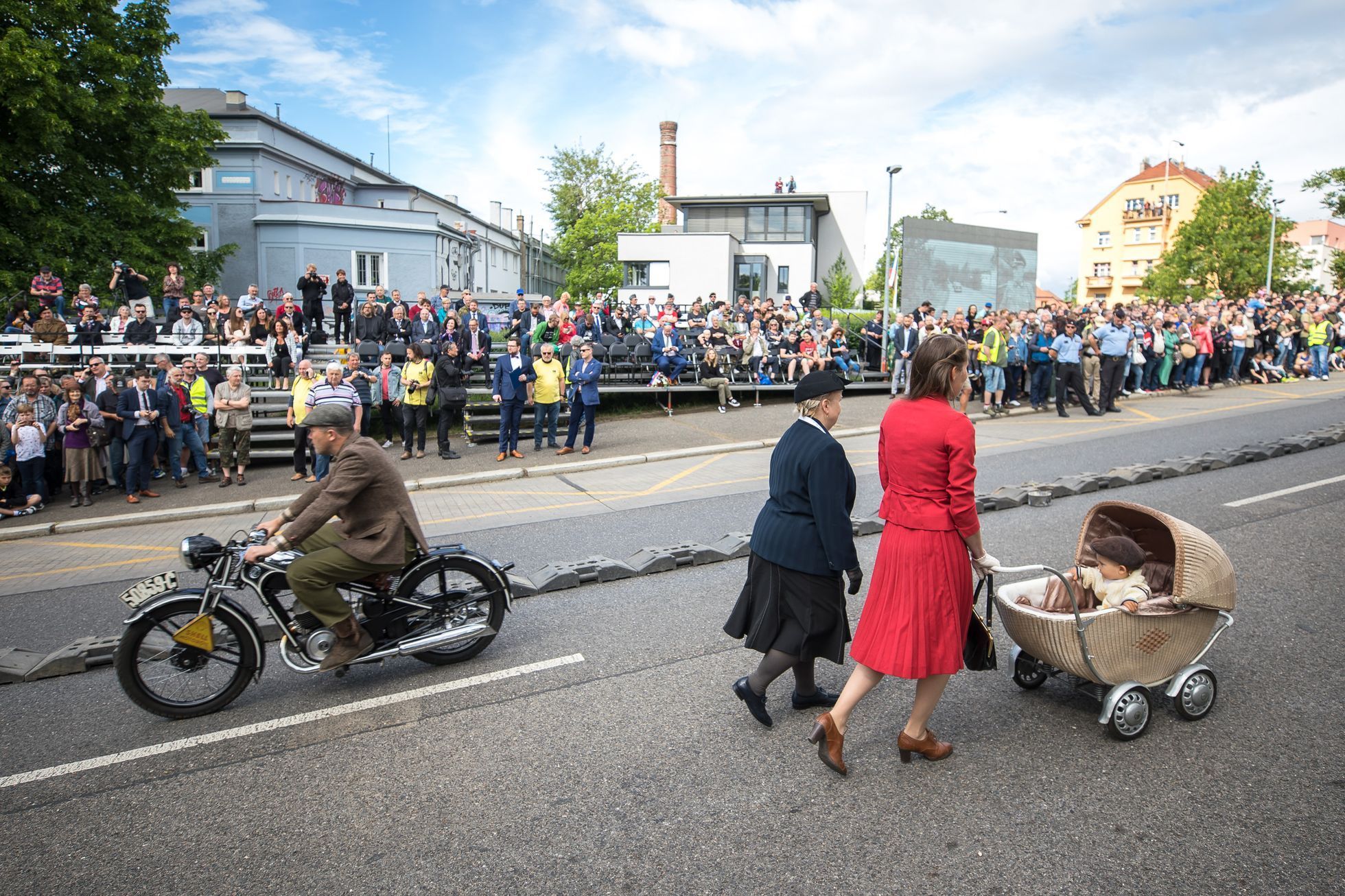 Rekonstrukce a připomenutí útoku na Heydricha, 80. výročí
