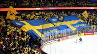 Švédští fanoušci v semifinále MS 2025 Švédsko - USA