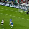 Euro 2016, Německo-Itálie: Leonardo Bonucci dává z penalty gól na 1:1
