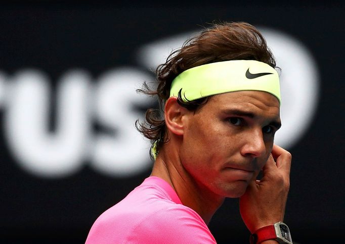 Rafael Nadal při prohraném čtvrtfinále Australian Open s Tomášem Berdychem.