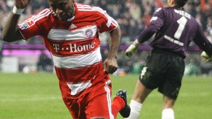 Zé Roberto se v sobotu trefil dvakrát. Na vítězství to ale nestačilo