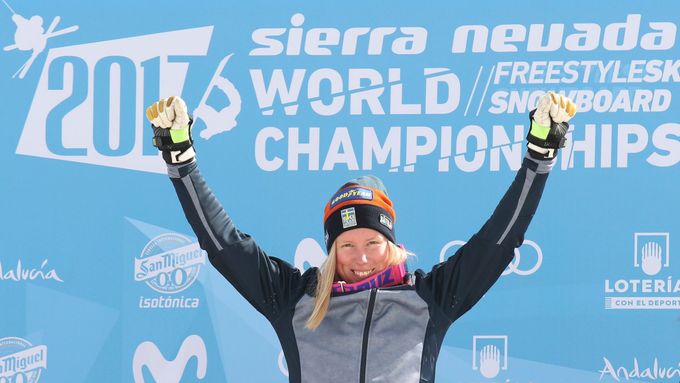 Sandra Näslundová na MS ve snowboardingu a akrobatickém lyžování