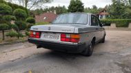 Volvo 240 se vyrábělo v letech 1974 až 1993.