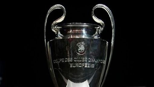 Trofej pro vítěze Ligy mistrů (při losu v roce 2010)