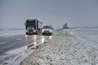 Sněžení skoro všude ustane, meteorologové zrušili výstrahu. Trvá jen na severu Čech